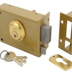 Cerradura de sobreponer JIS 150x150 - Nuestros Trabajos
