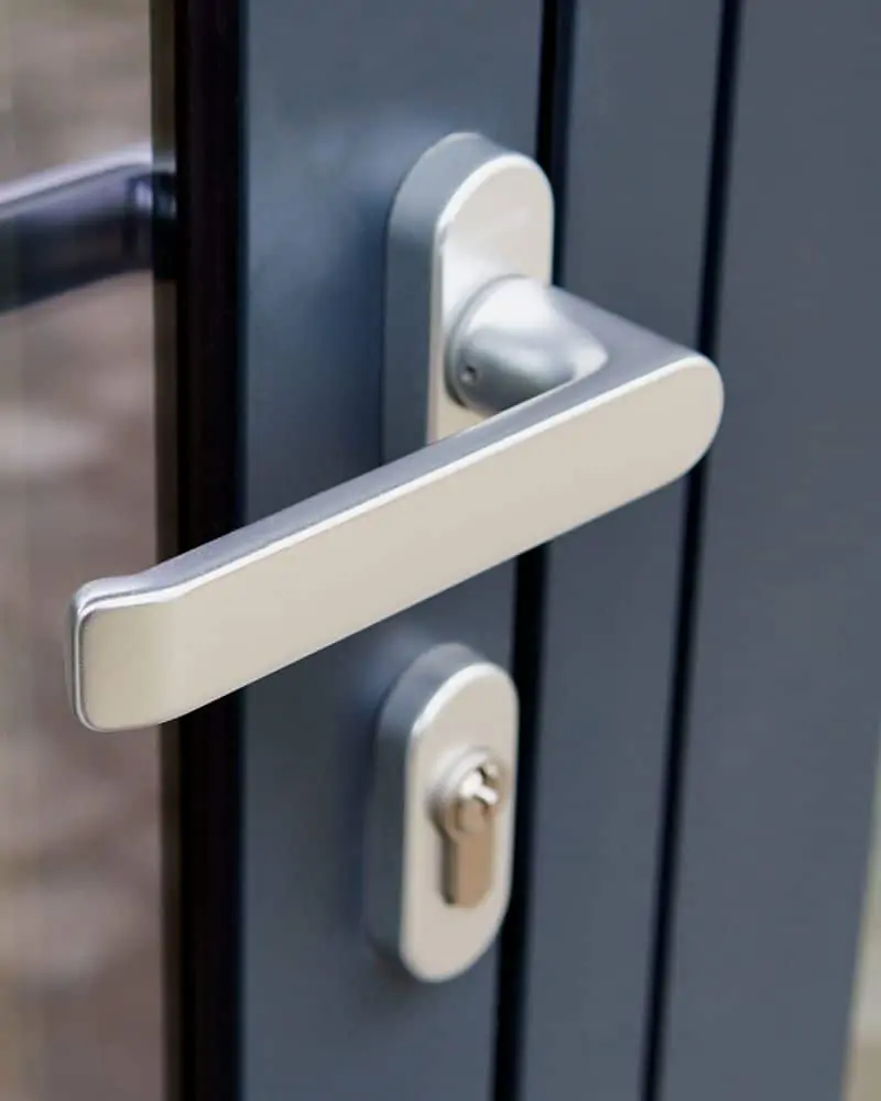 Que cerrajeros en Castelldefels ofrecen cambios de cerraduras forma rapida - &iquest;Qu&eacute; cerrajeros en Castelldefels ofrecen cambios de cerraduras de forma r&aacute;pida?